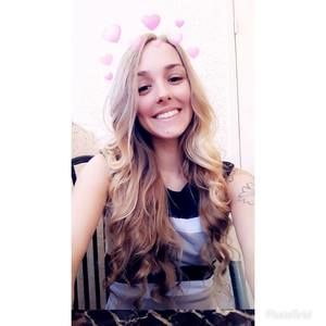 Meet your Posher, Stephanie